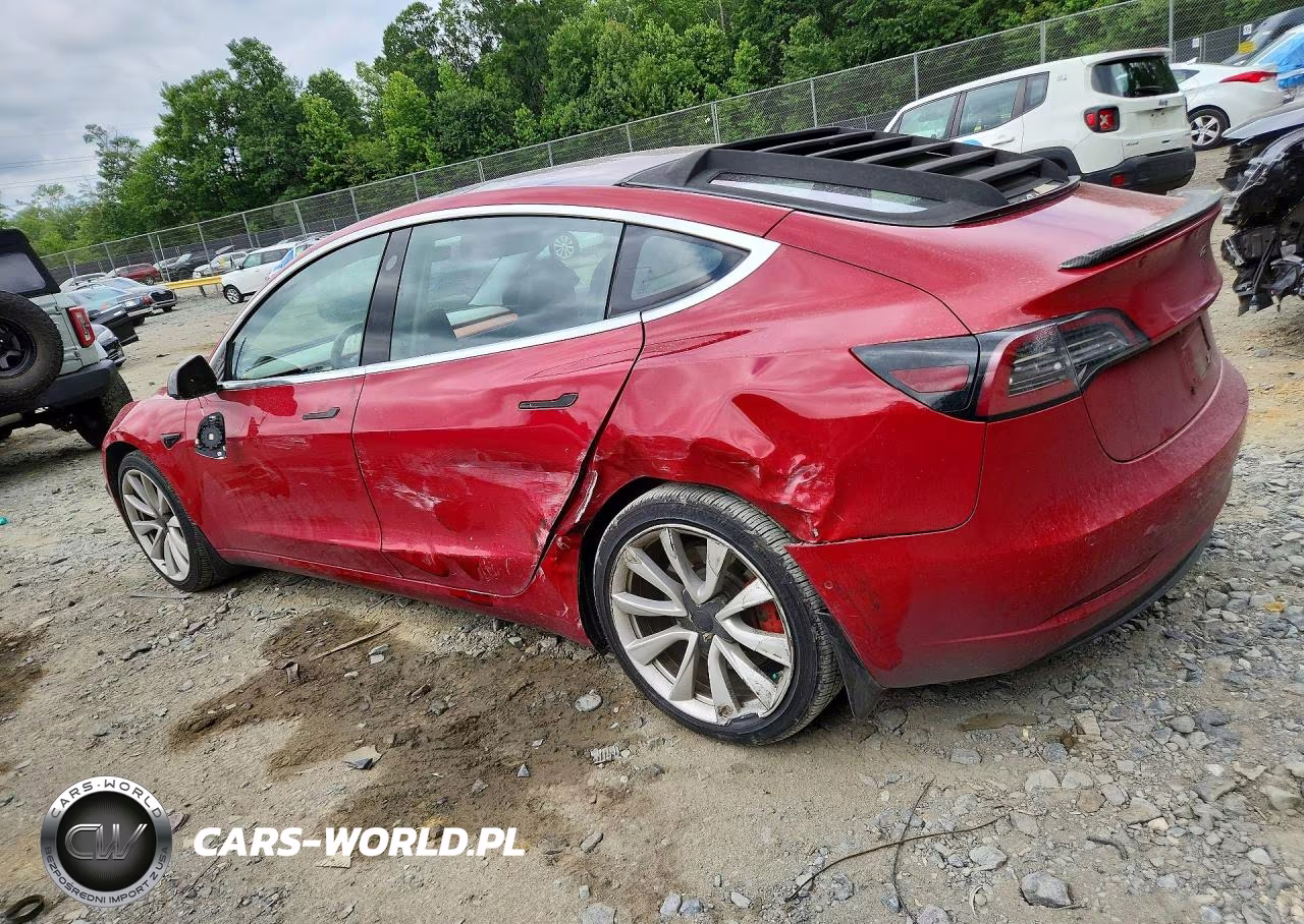 2018 Tesla Model 3 VIN:5YJ3E1EA0JF031161 - 2