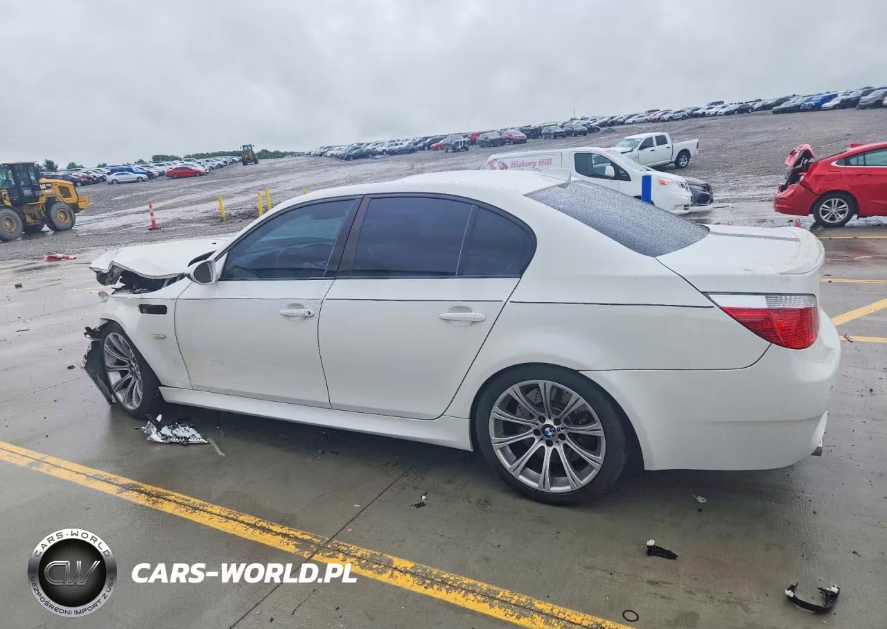 2007 BMW M5 VIN:WBSNB93557CX07060 - 2