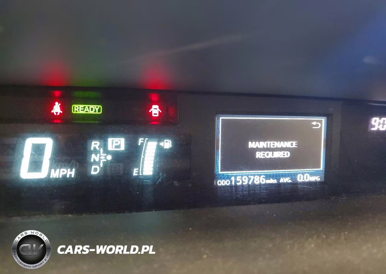 2017 Toyota Prius V Five VIN:JTDZN3EU9HJ057826 - 9