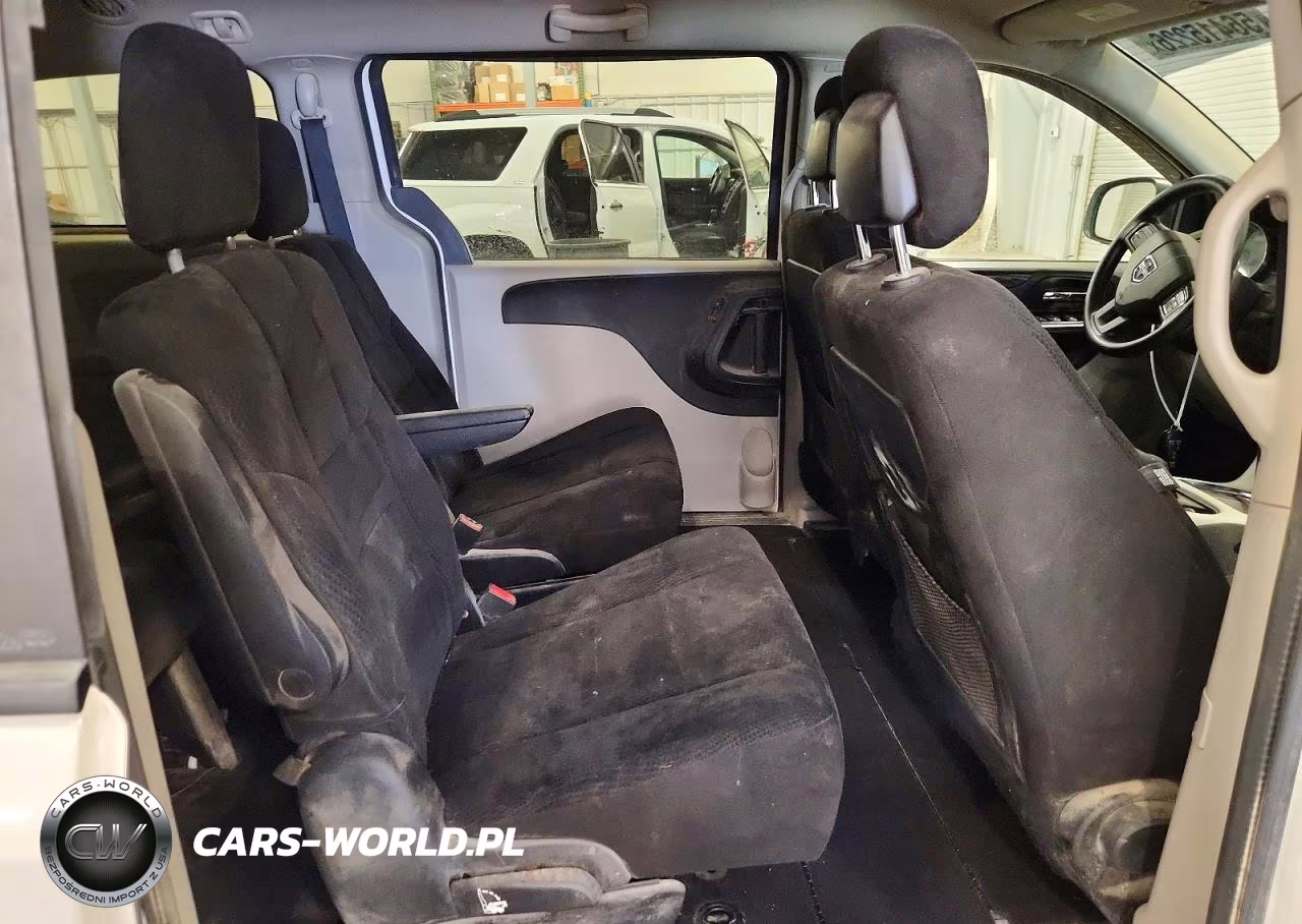 2013 Dodge Grand Caravan Sxt VIN:2C4RDGCGXDR553084 - 11