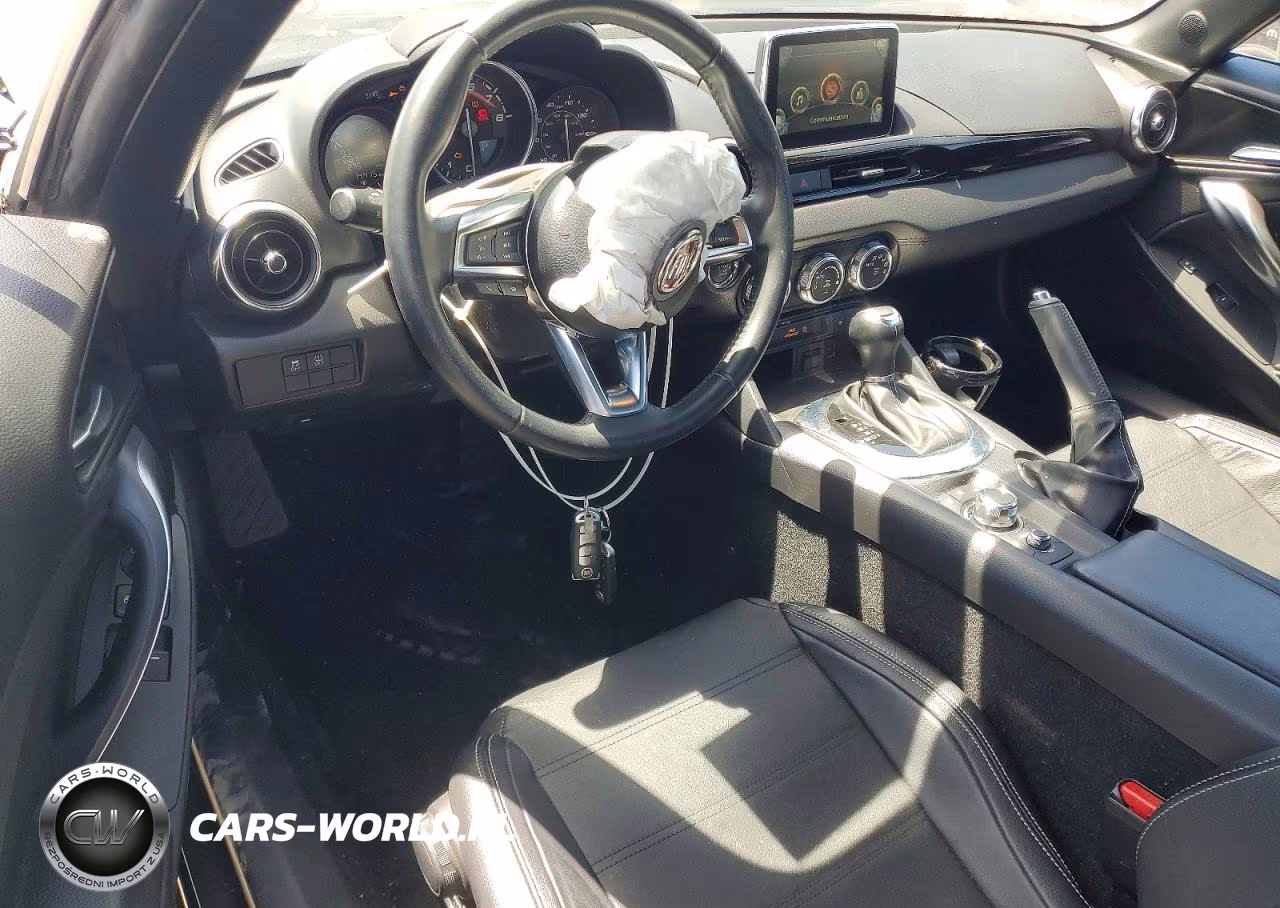 2018 Fiat 124 Spider Classica VIN:JC1NFAEK0J0140181 - 8