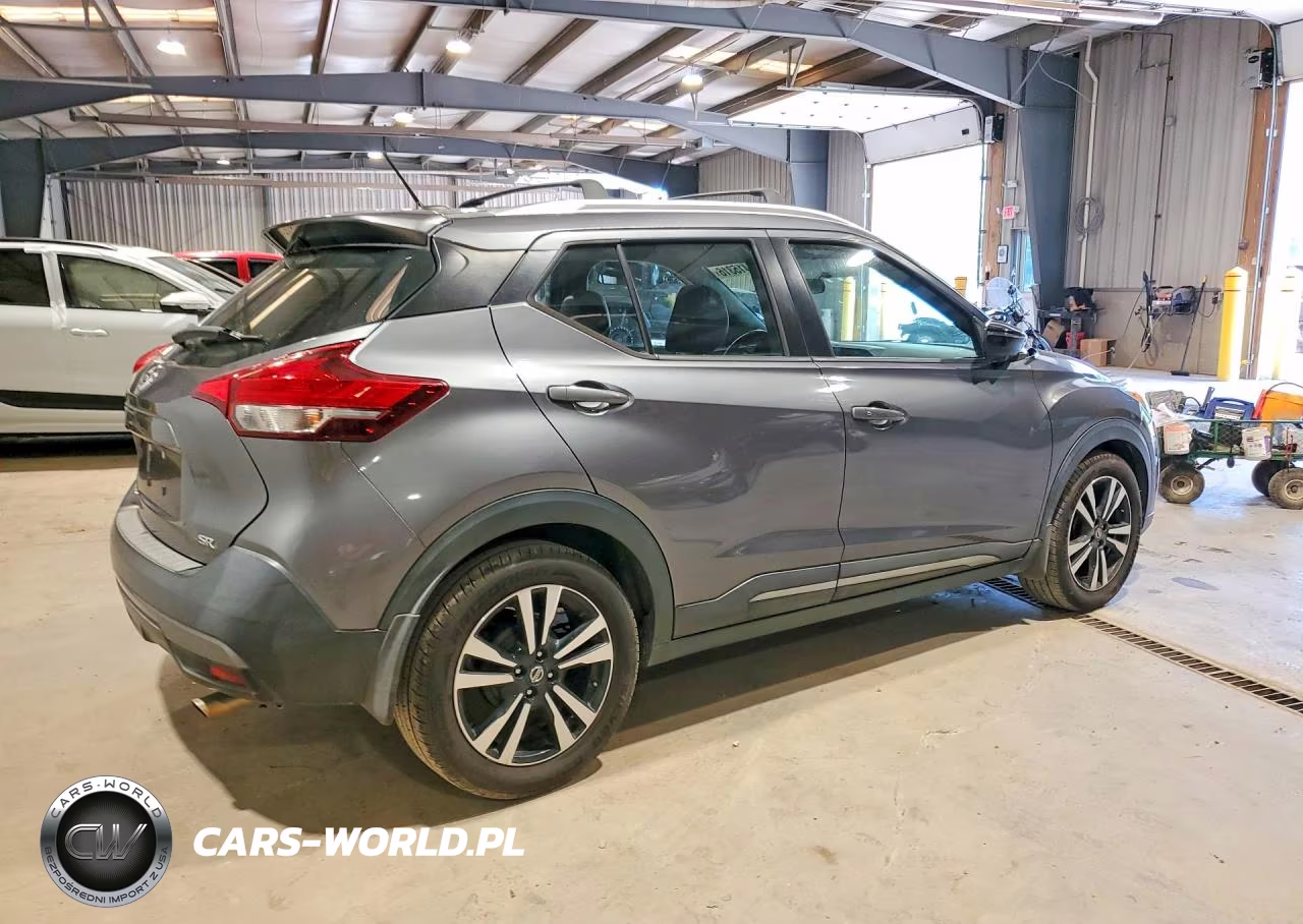 2019 Nissan Kicks S VIN:3N1CP5CU9KL515320 - 3