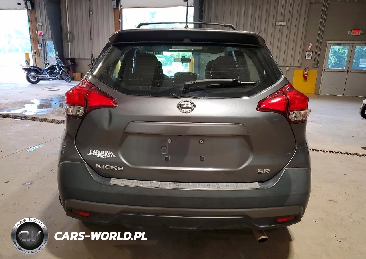 2019 Nissan Kicks S VIN:3N1CP5CU9KL515320 - 6