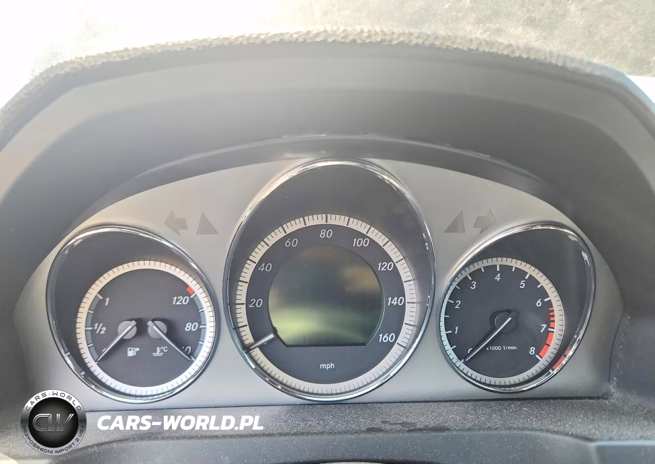 2010 Mercedes-Benz C 300 4Matic VIN:WDDGF8BB4AR090623 - 9