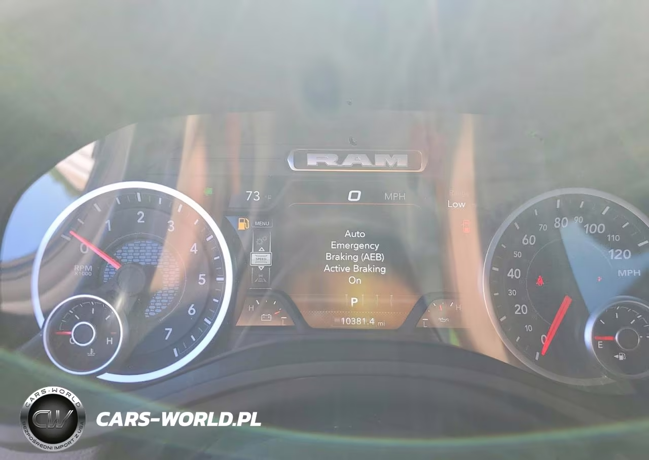 2025 Ram 1500 Tradesman VIN:1C6RRFGGXSN245579 - 9