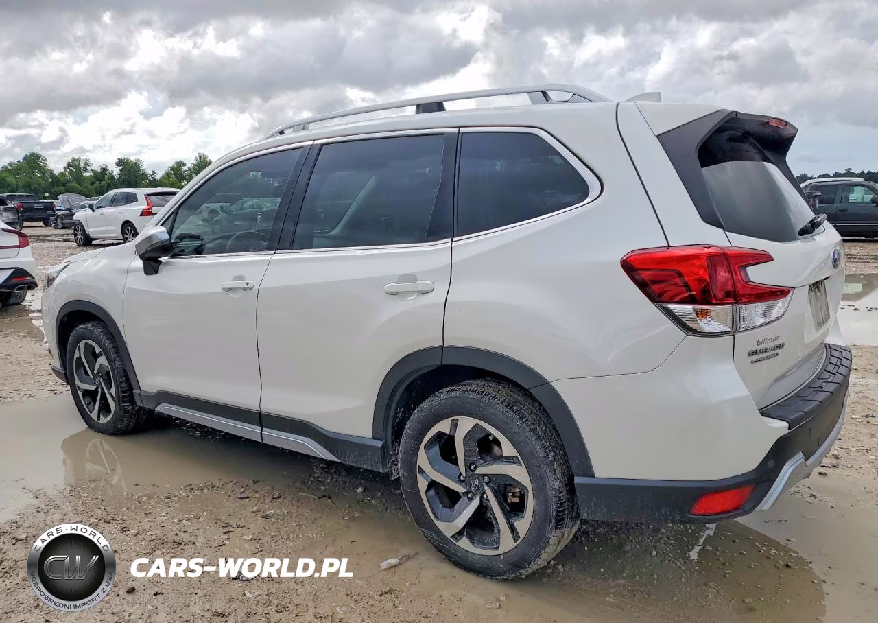 2022 Subaru Forester Touring VIN:JF2SKARCXNH457558 - 2