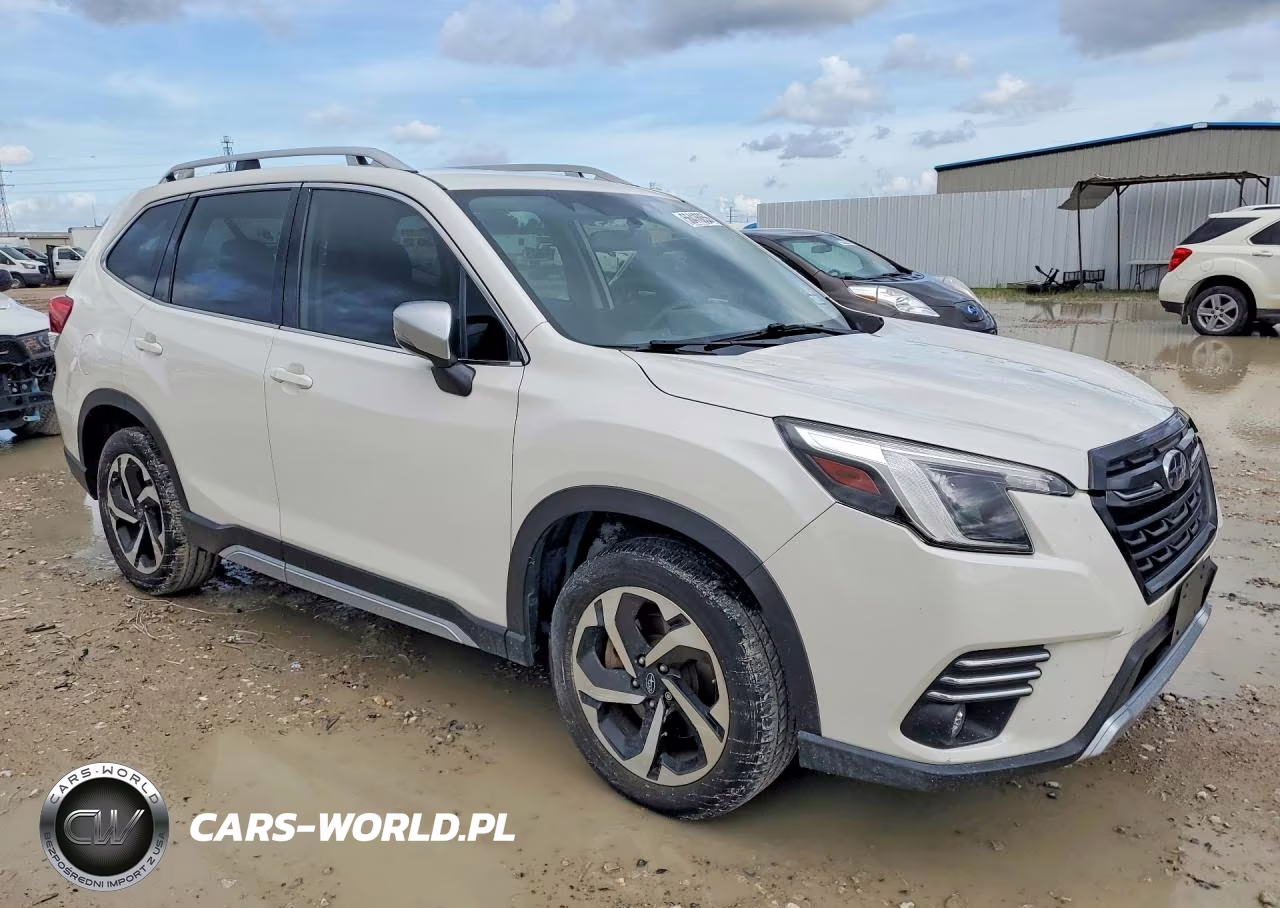 2022 Subaru Forester Touring VIN:JF2SKARCXNH457558 - 4