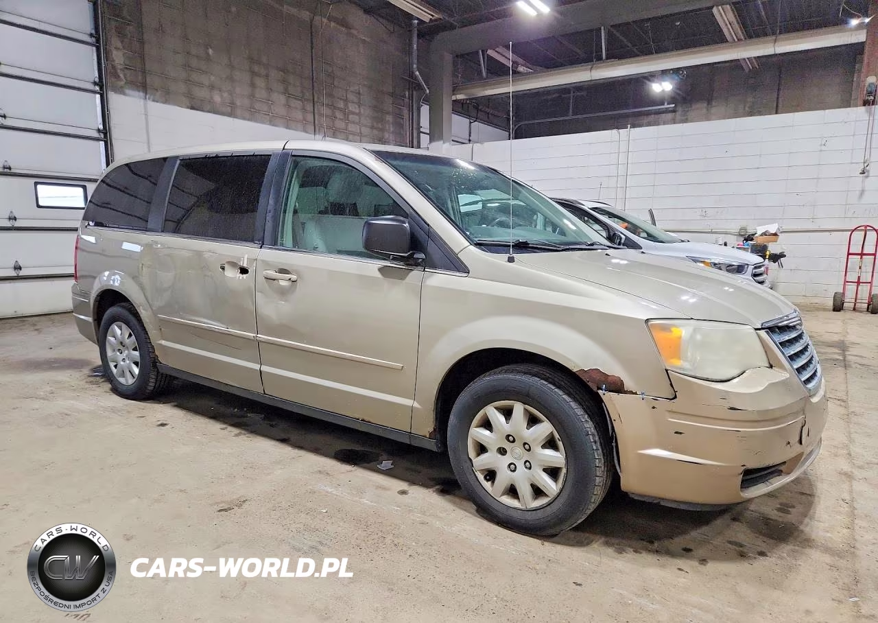 2009 Chrysler Town & Country Lx VIN:2A8HR44E69R656303 - 4