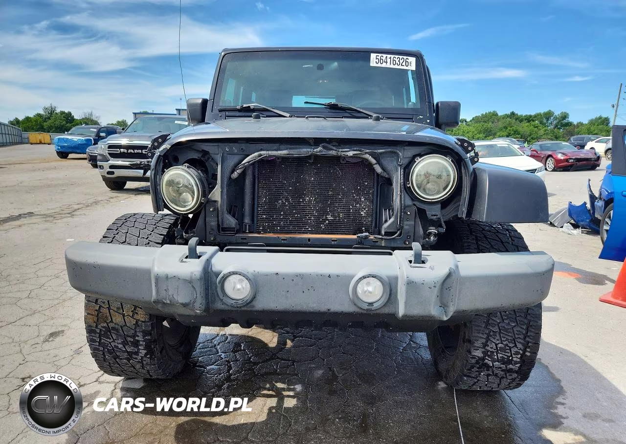 2010 Jeep Wrangler Sport VIN:1J4AA2D1XAL112136 - 5