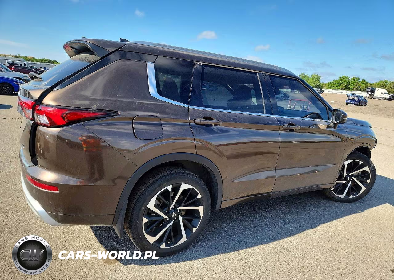 2023 Mitsubishi Outlander VIN:JA4J4VA85PZ042058 - 3