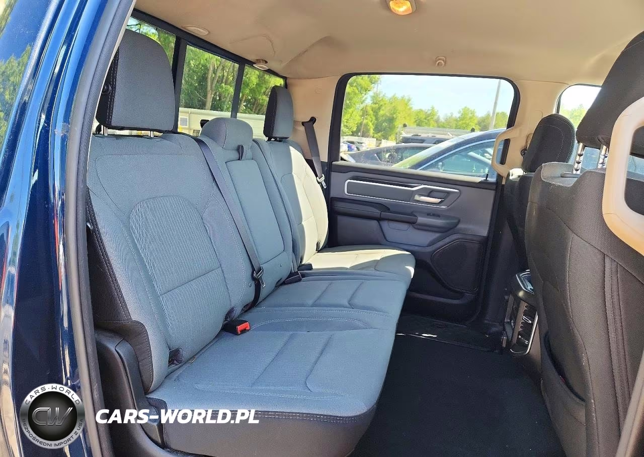 2020 Ram 1500 Big Horn VIN:1C6SRFMT7LN223737 - 10