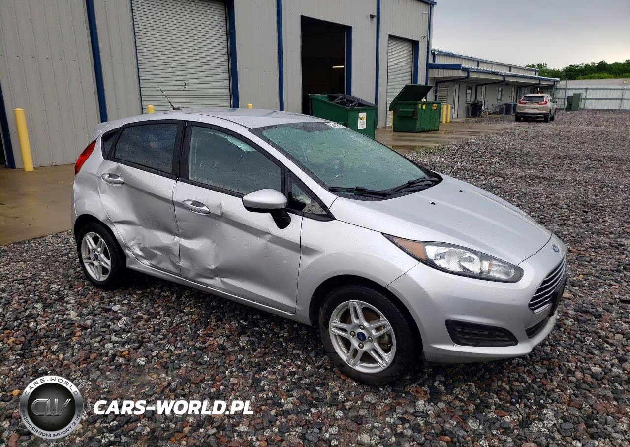 2018 Ford Fiesta Se VIN:3FADP4EJ7JM138791 - 4