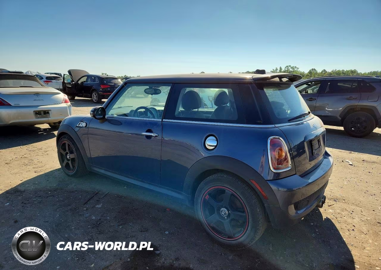 2010 Mini Cooper S VIN:WMWMF7C52ATW89391 - 2
