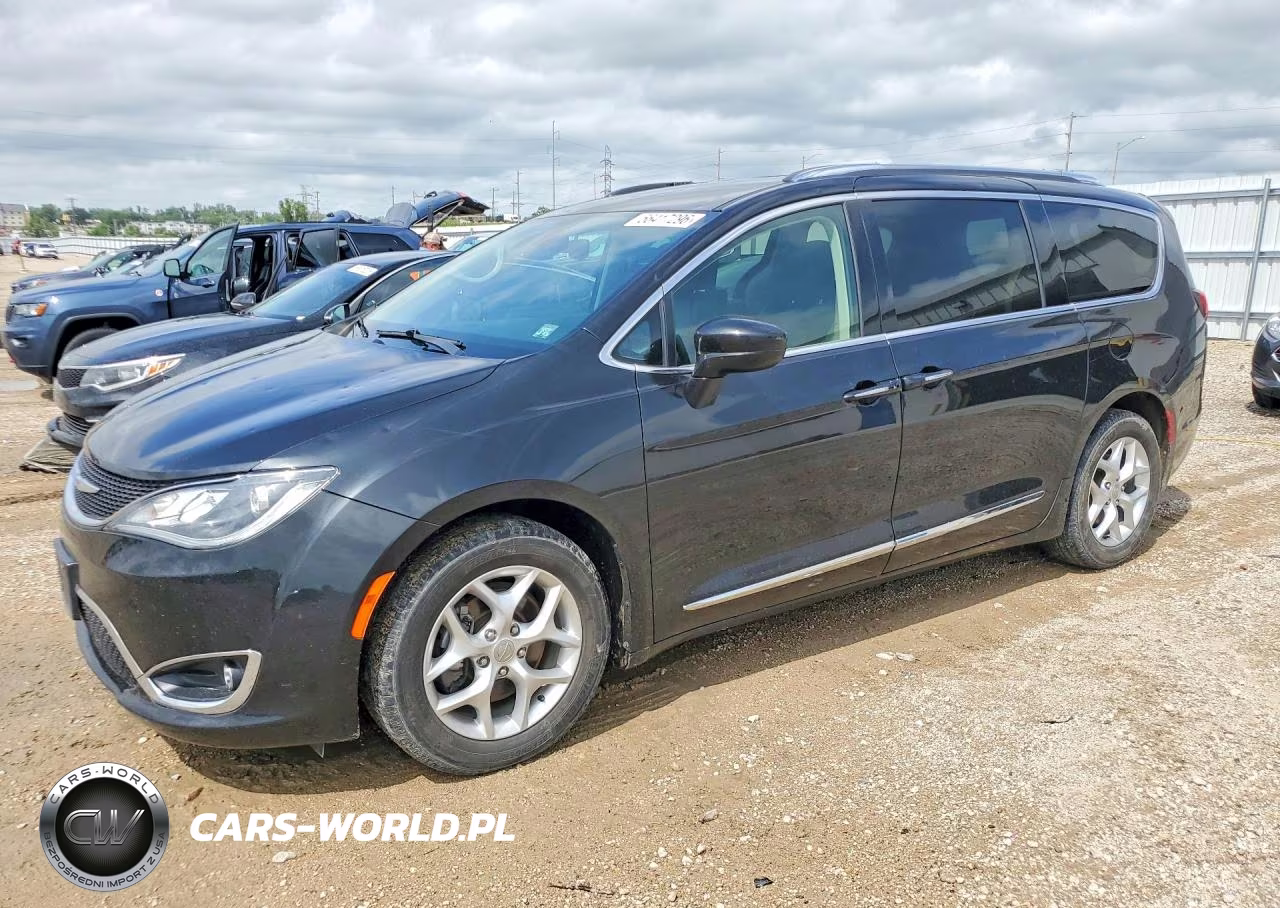 2020 Chrysler Pacifica Touring L Plus – zdjęcie 1 z 13