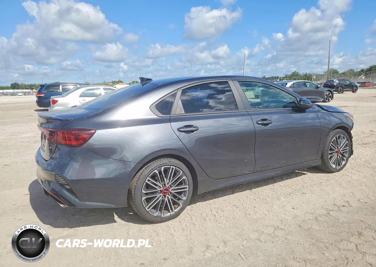 2024 Kia Forte Gt VIN:3KPF44AC1RE784580 - 3