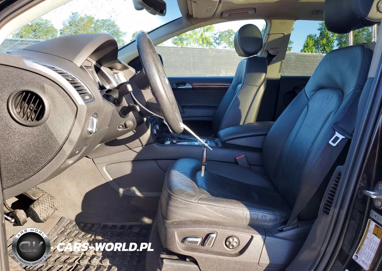 2015 Audi Q7 Premium Plus VIN:WA1LGAFE3FD015427 - 7