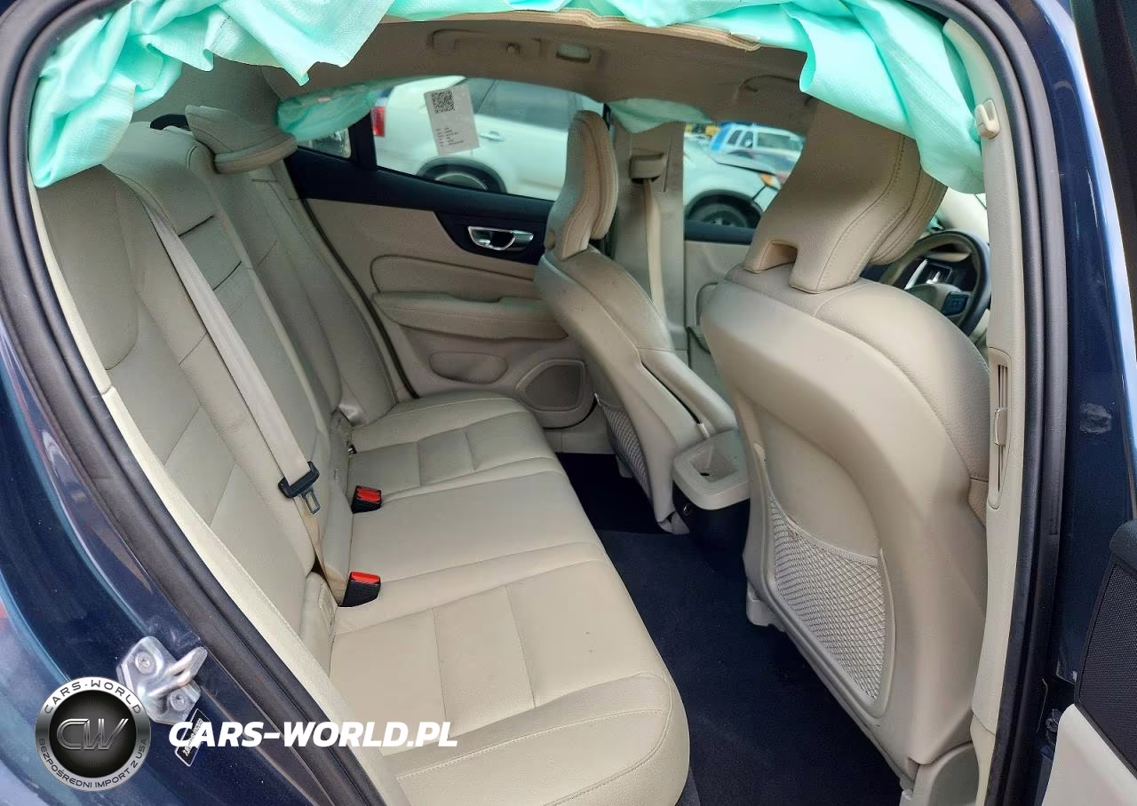 2020 Volvo S60 T5 Momentum VIN:7JR102FK6LG057650 - 10