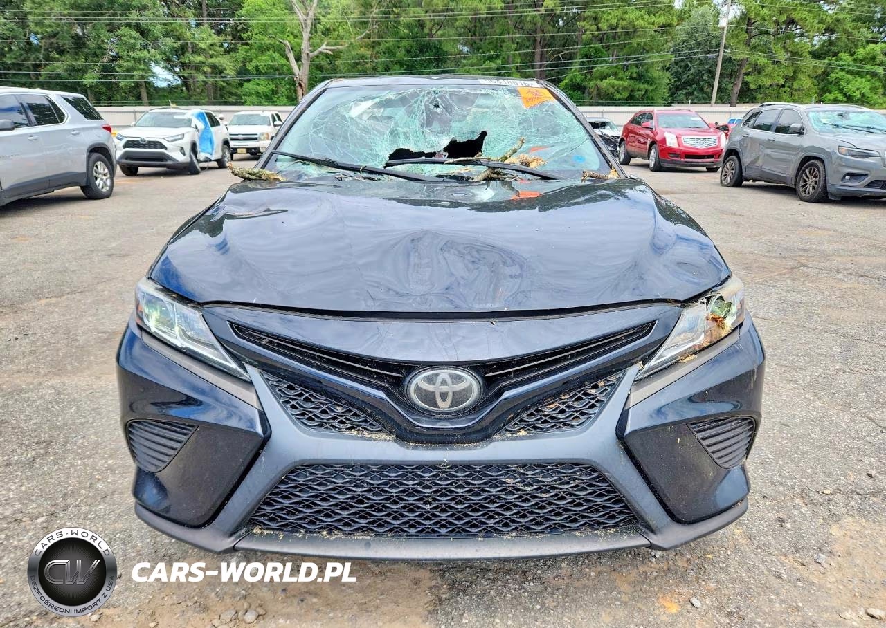 2020 Toyota Camry Se VIN:4T1G11AK1LU949003 - 5