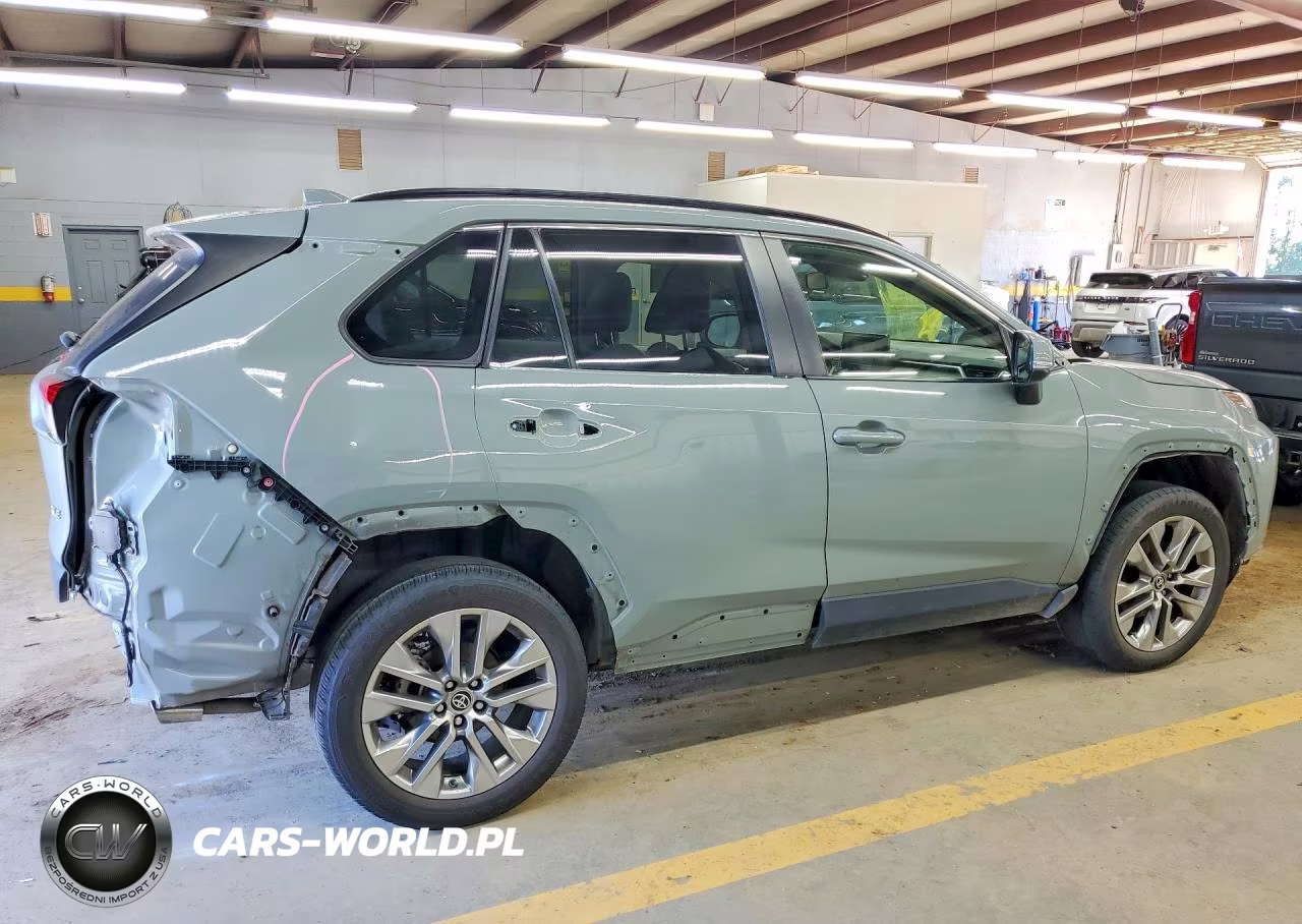 2022 Toyota Rav4 Xle Premium VIN:JTMC1RFV0ND086217 - 3