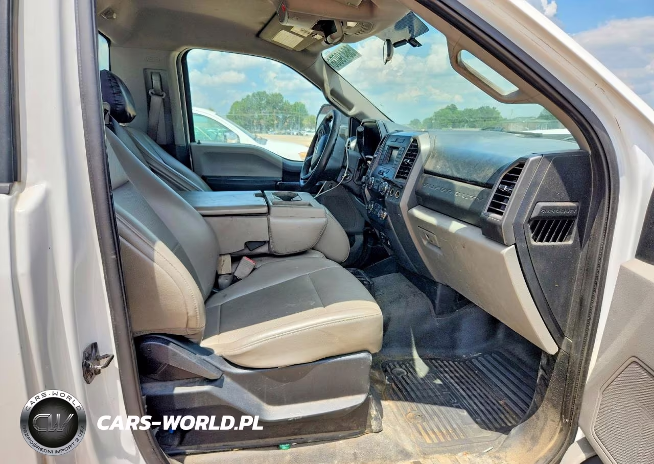 2019 Ford F250 Super Duty VIN:1FTBF2A67KEG18914 - 10