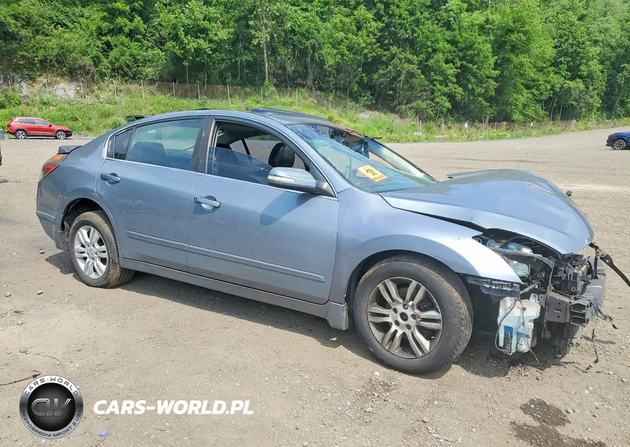 2010 Nissan Altima Base-S VIN:1N4AL2AP7AN460043 - 4