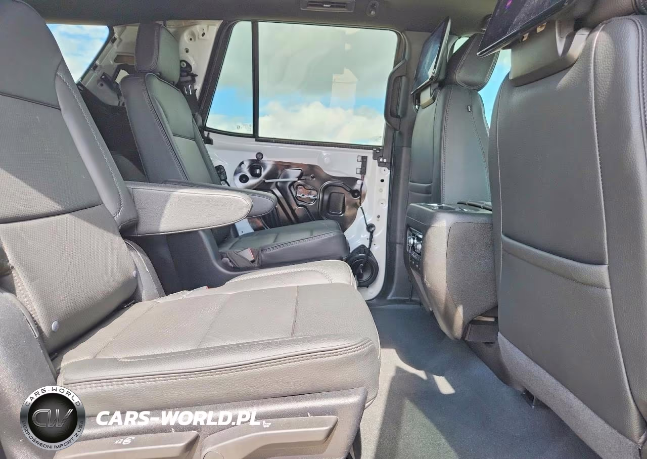 2025 GMC Yukon Denali VIN:1GKS2DRL6SR218308 - 11