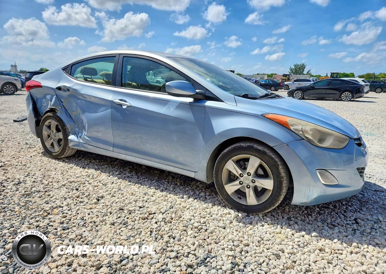 2012 Hyundai Elantra Gls VIN:KMHDH4AE2CU469496 - 4