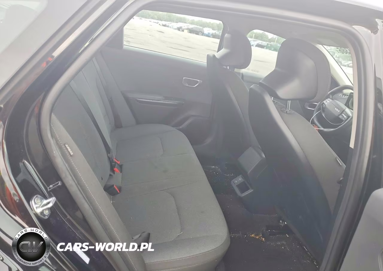 2025 Kia K4 Lxs VIN:3KPFT4DE4SE226292 - 10