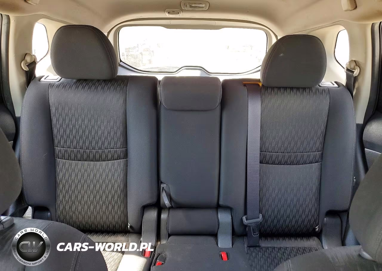 2017 Nissan Rogue S VIN:KNMAT2MV6HP571427 - 10