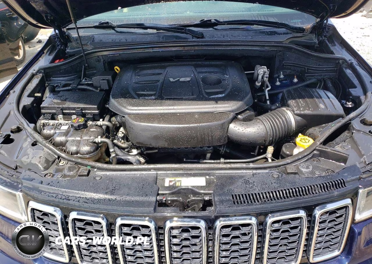 2017 Jeep Grand Cherokee Laredo VIN:1C4RJEAG8HC614916 - 12