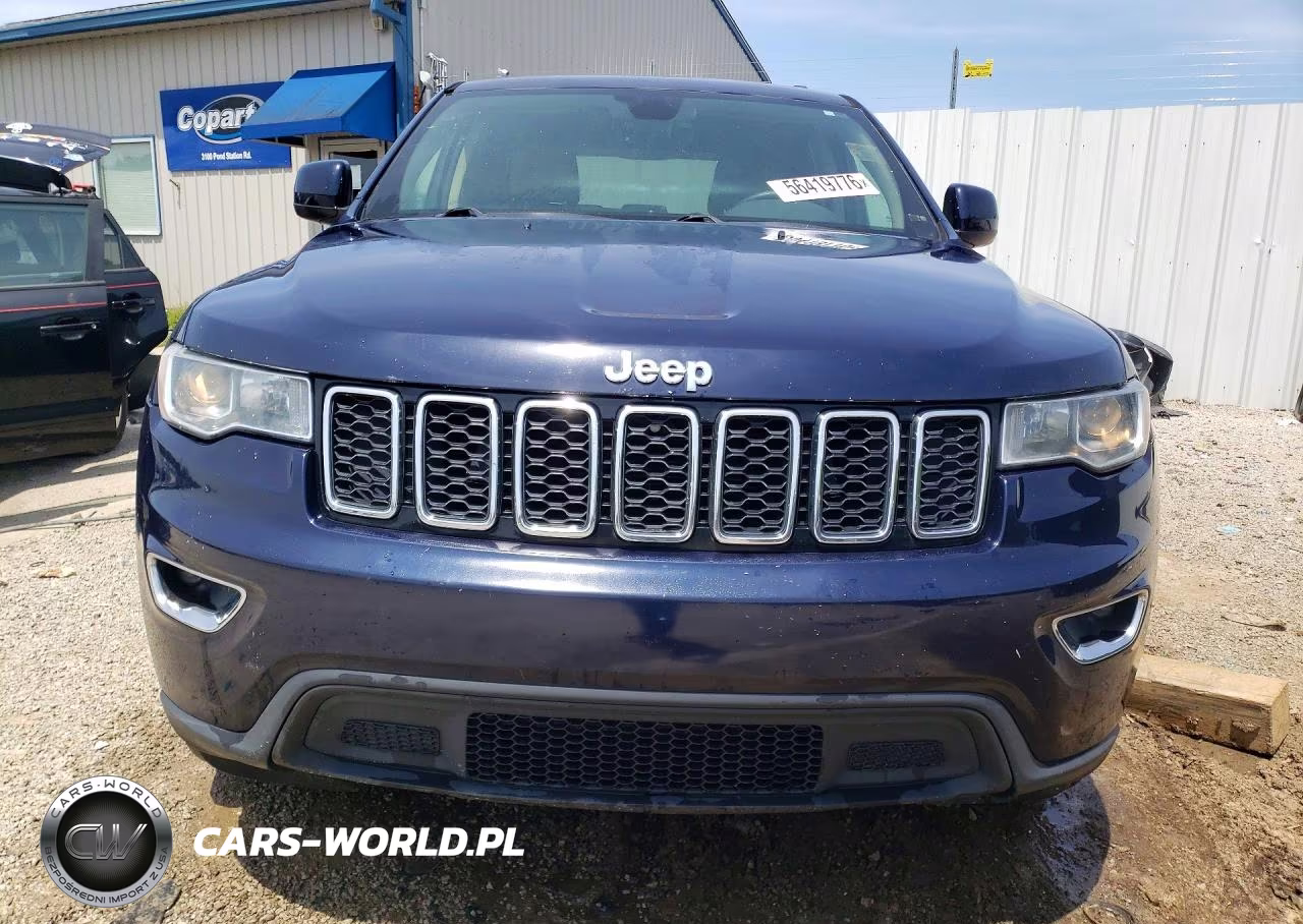 2017 Jeep Grand Cherokee Laredo VIN:1C4RJEAG8HC614916 - 5