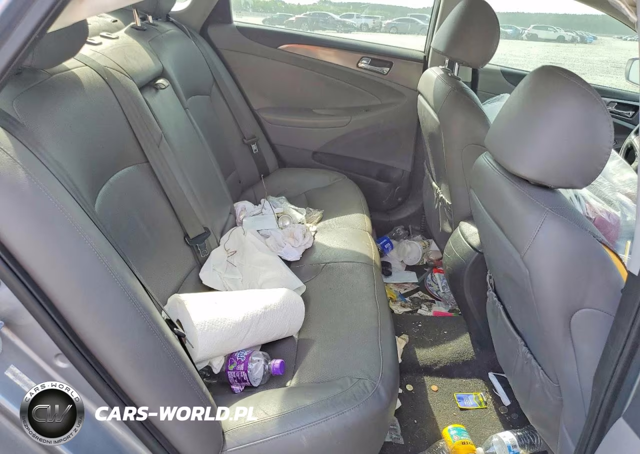 2015 Hyundai Sonata Hybrid Limited VIN:KMHEC4A48FA119838 - 10