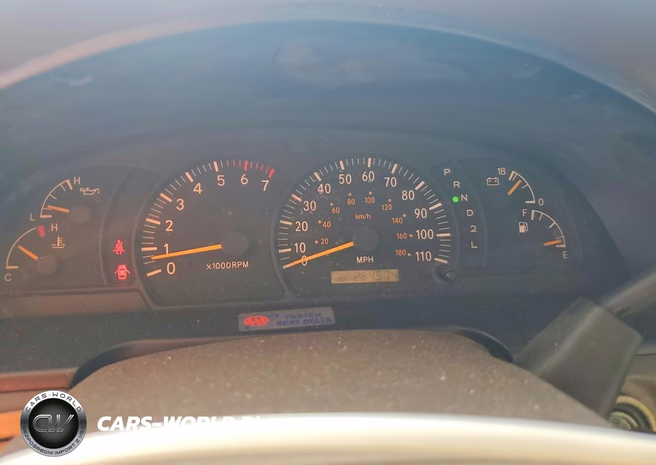 2000 Toyota Tundra Access Cab Limited VIN:5TBRT3815YS097470 - 9