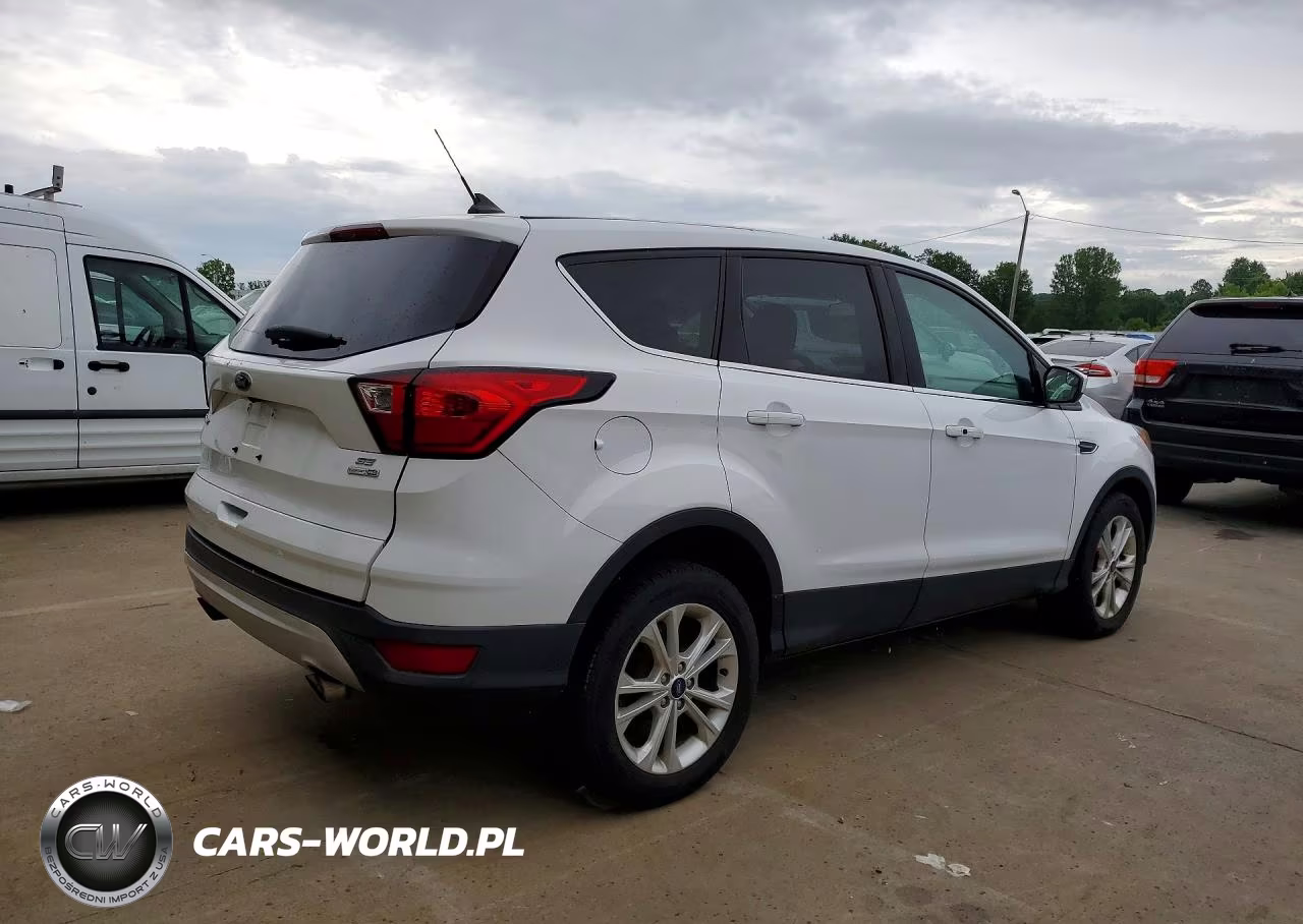 2019 Ford Escape Se VIN:1FMCU9GD3KUB99700 - 3