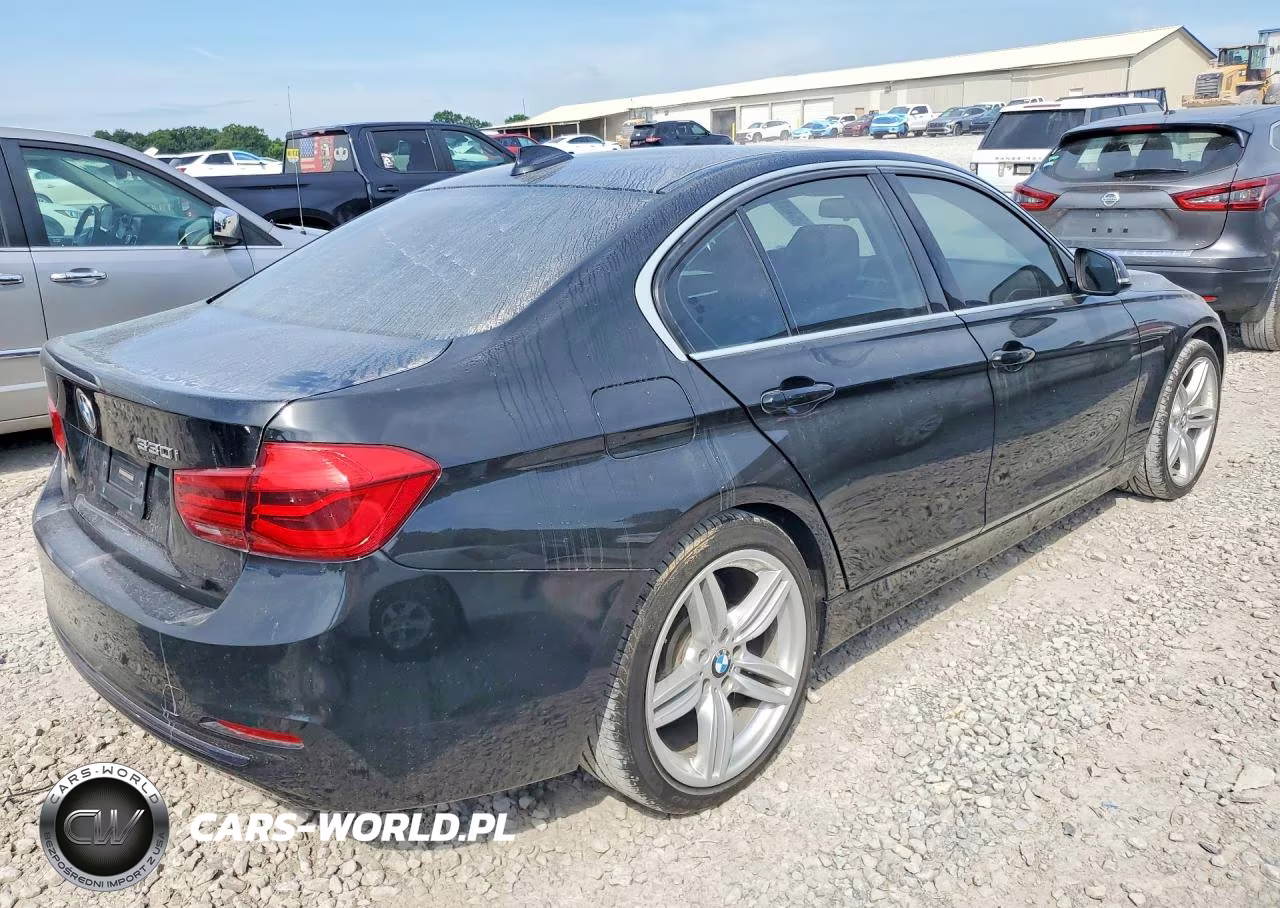 2018 BMW 330 I VIN:WBA8B9G52JNU97685 - 3
