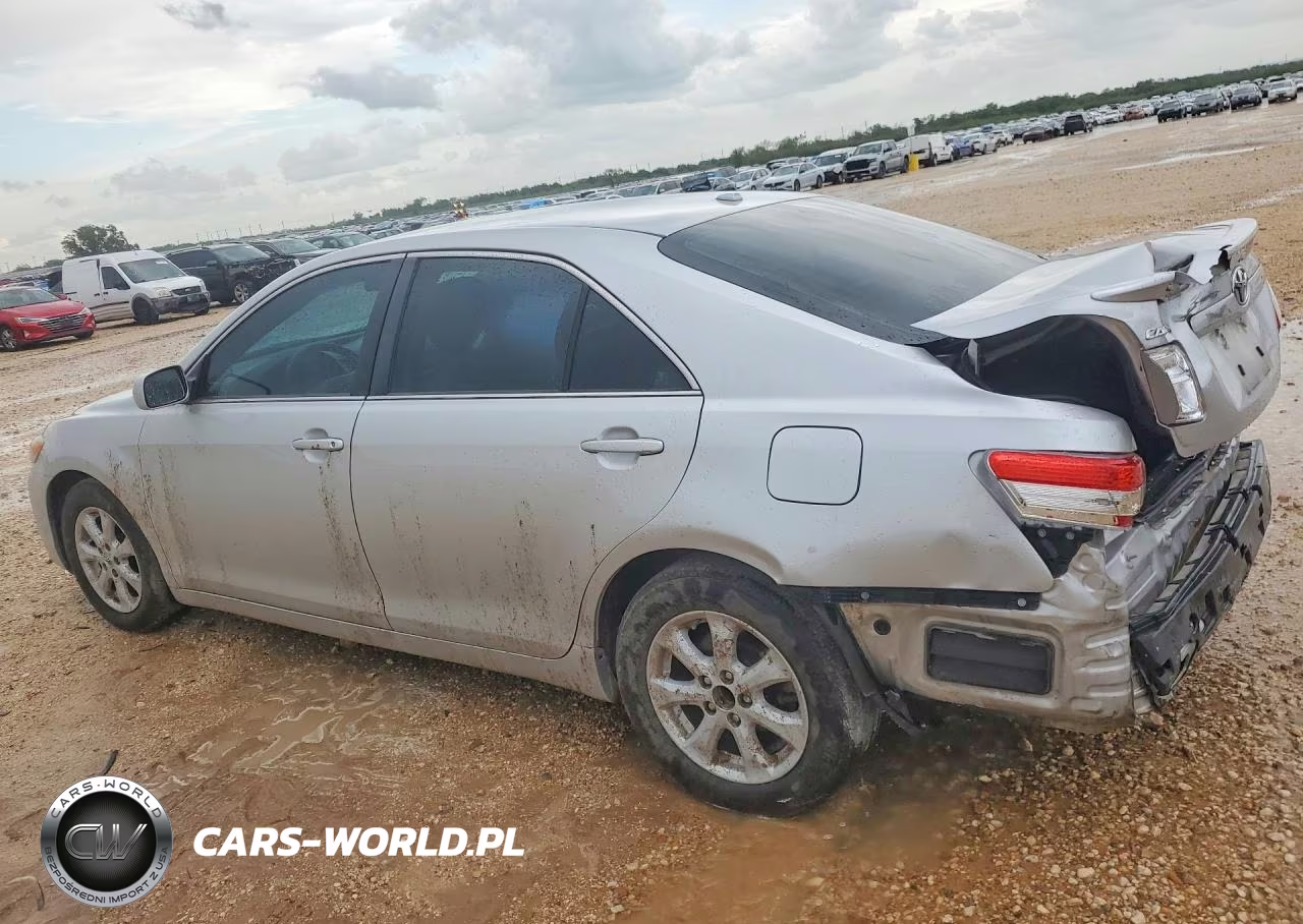 2010 Toyota Camry Le VIN:4T1BF3EK7AU097142 - 2