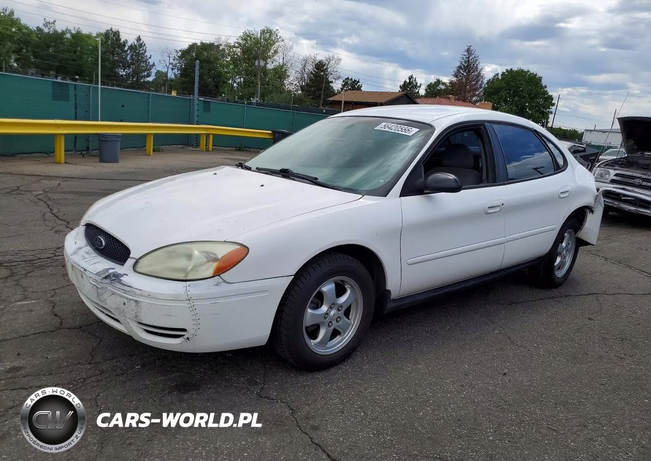 2004 Ford Taurus