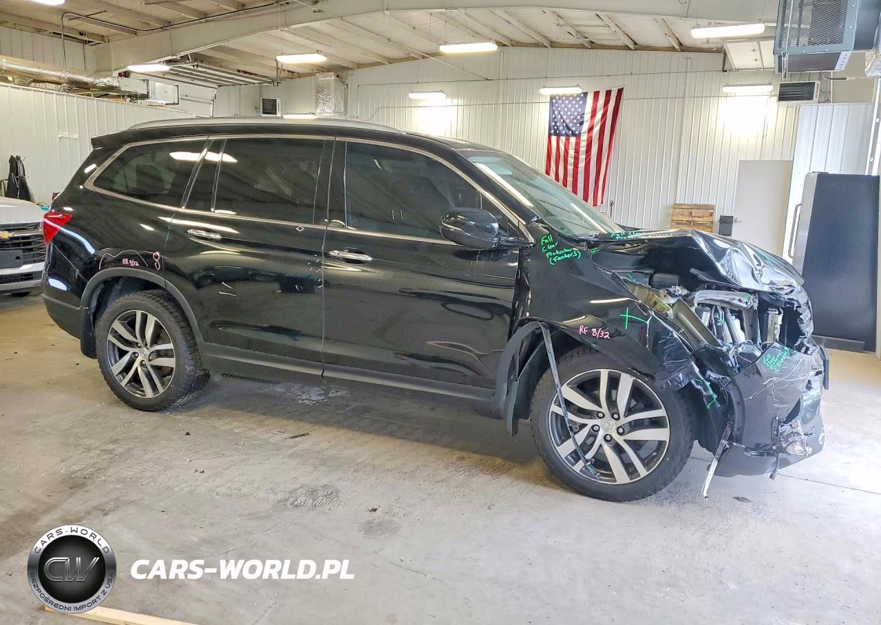 2017 Honda Pilot Elite VIN:5FNYF6H08HB100238 - 4