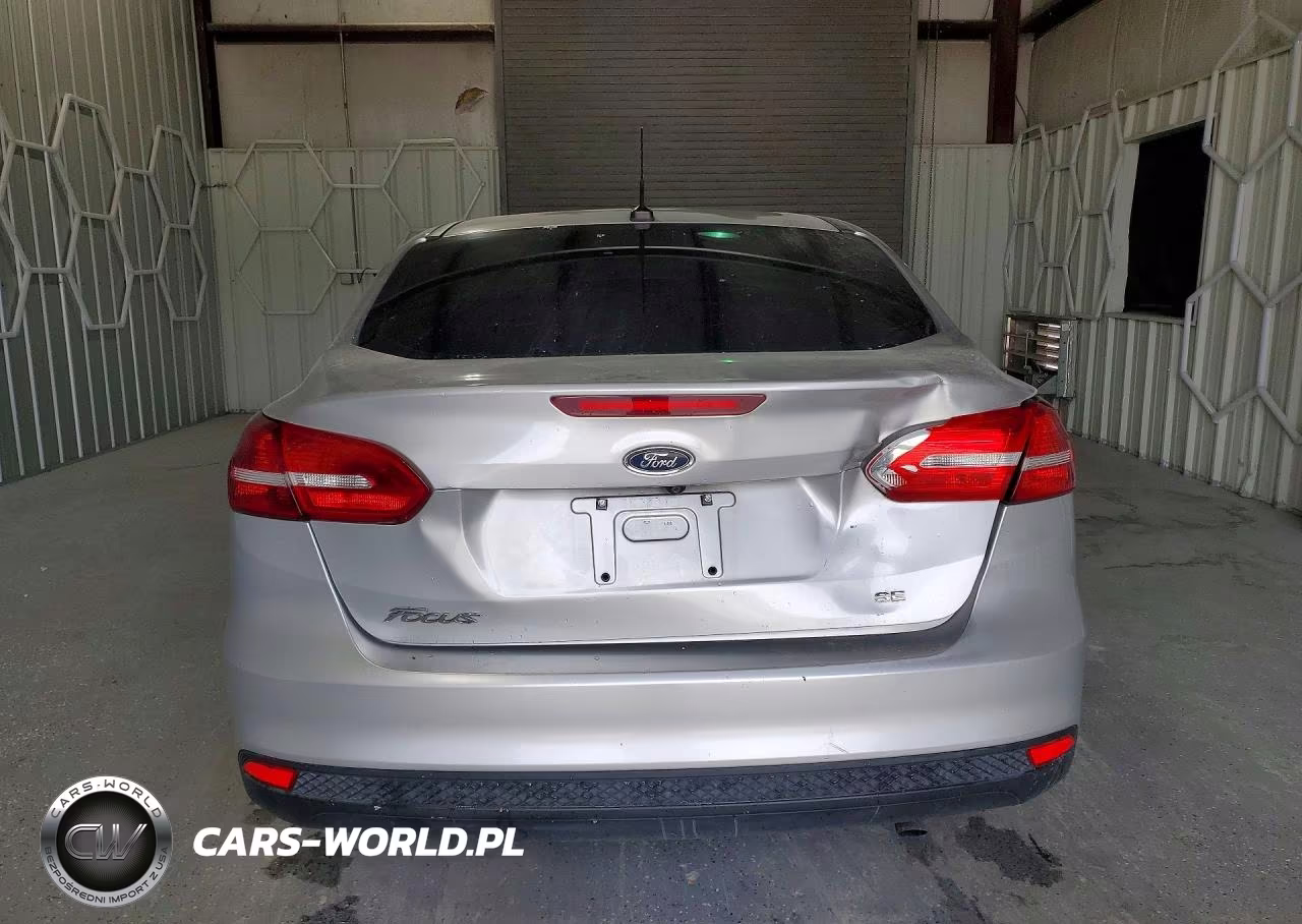 2018 Ford Focus Se VIN:1FADP3F20JL214628 - 6