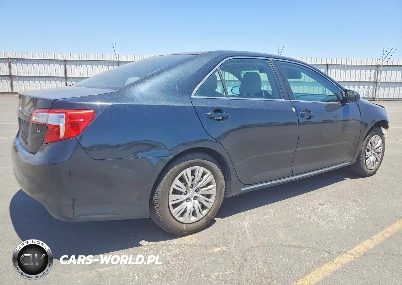 2014 Toyota Camry Le VIN:4T1BF1FK7EU456868 - 3