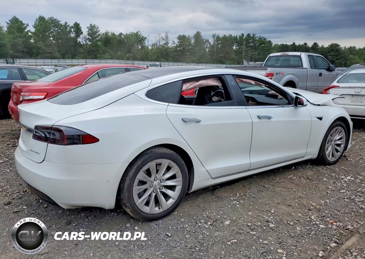 2020 Tesl Model S VIN:5YJSA1E24LF358004 - 3