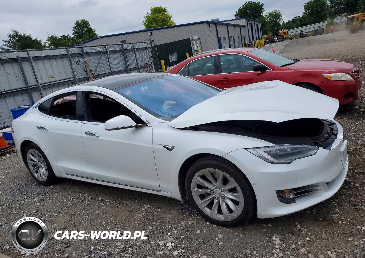 2020 Tesl Model S VIN:5YJSA1E24LF358004 - 4