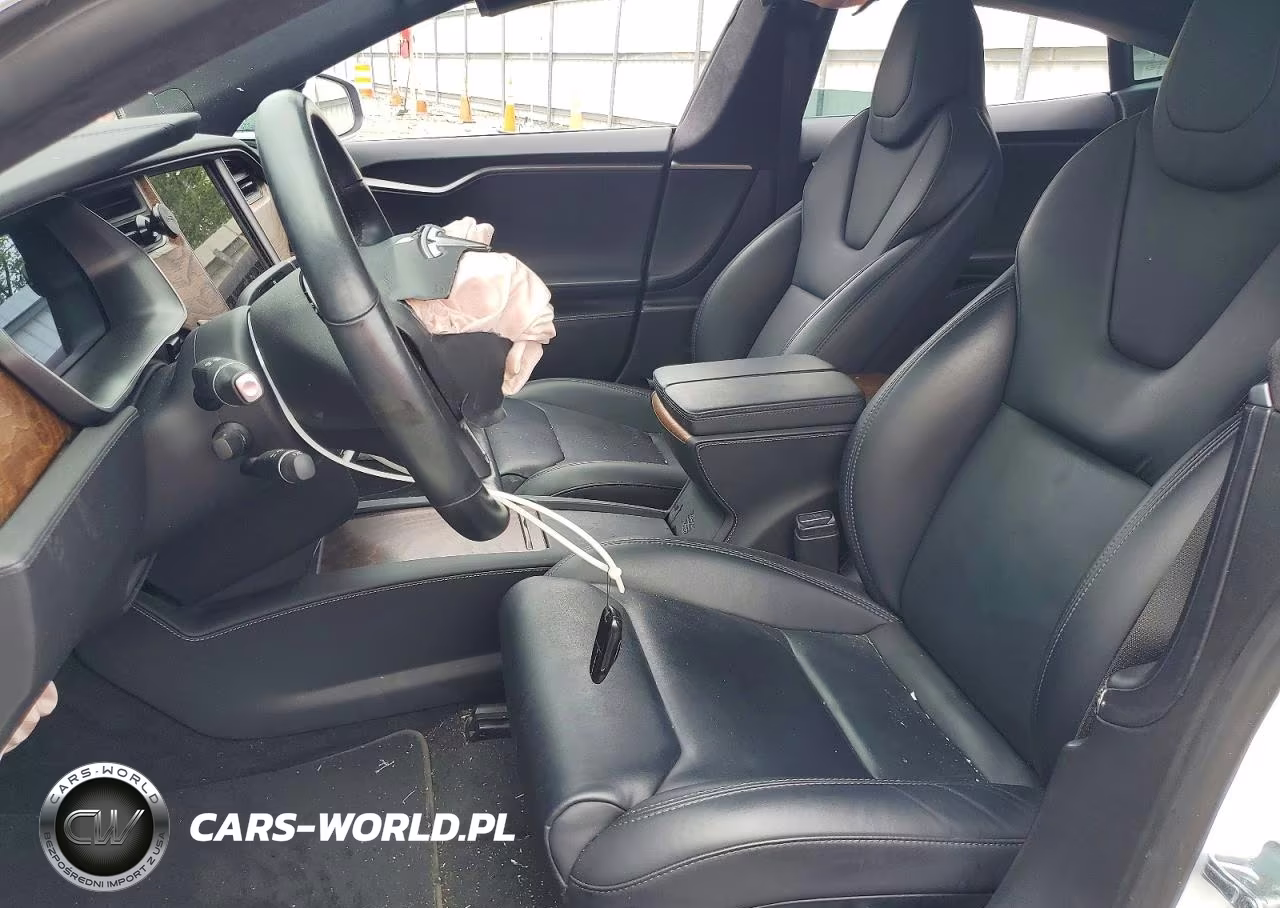 2020 Tesl Model S VIN:5YJSA1E24LF358004 - 7