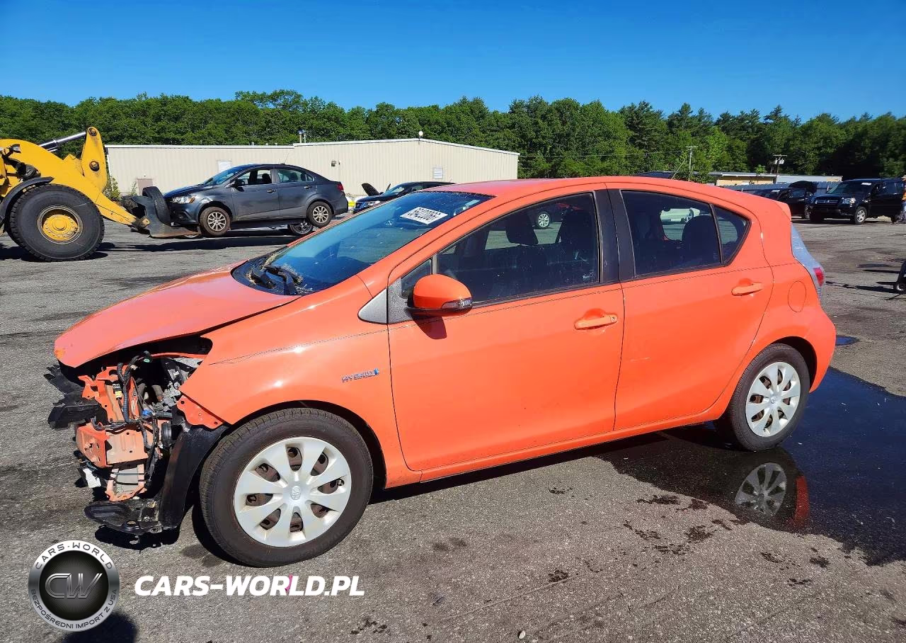 2012 Toyota Prius C Three – zdjęcie 1 z 13
