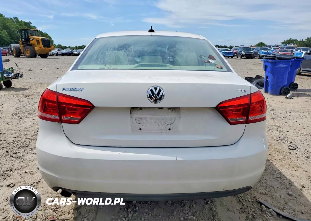 2015 Volkswagen Passat S VIN:1VWAS7A39FC085196 - 6