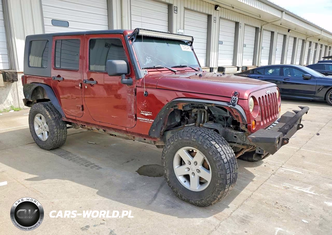 2008 Jeep Wrangler Unlimited Sahara VIN:1J4GA59138L644603 - 4