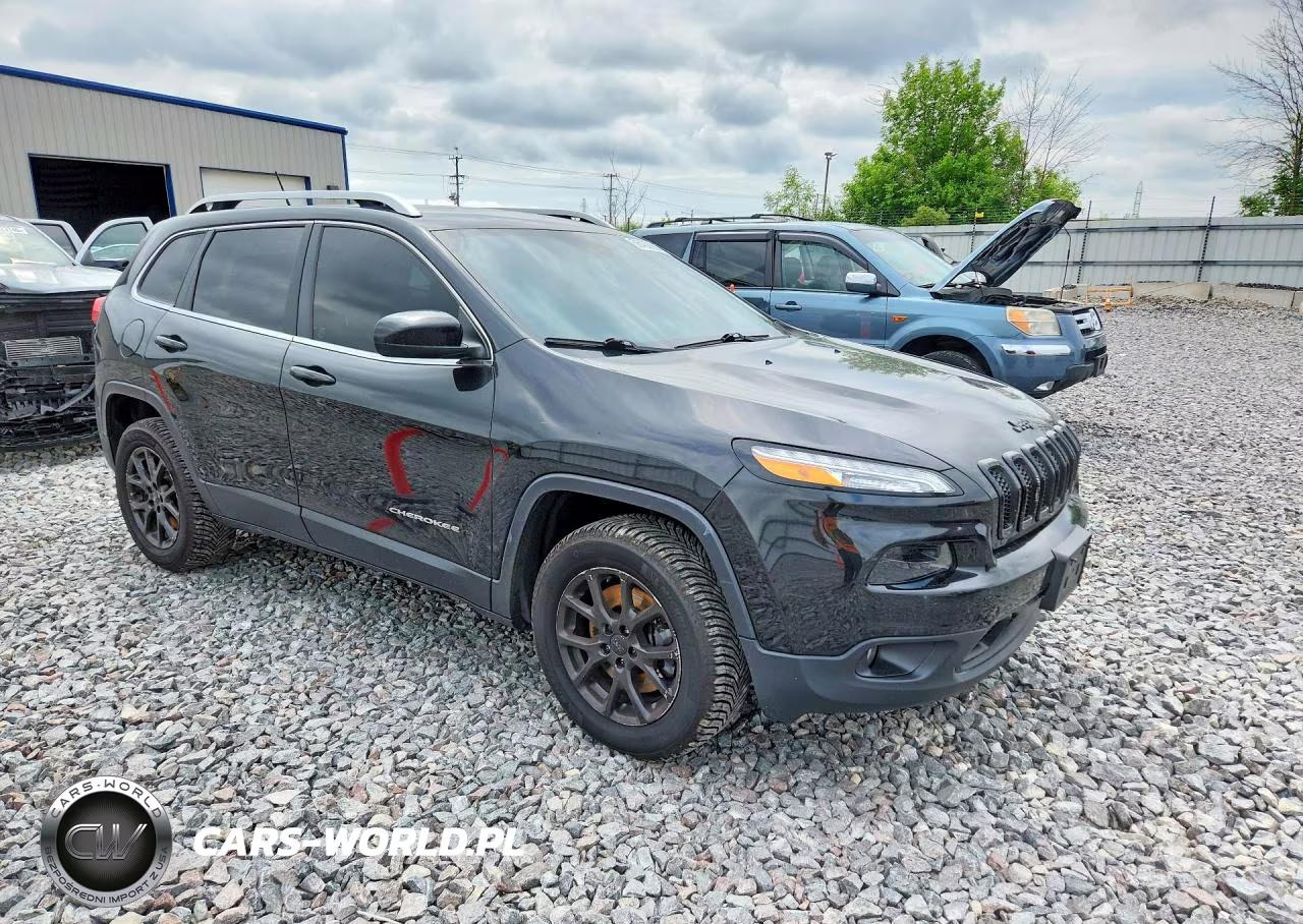 2014 Jeep Cherokee Latitude VIN:1C4PJMCS5EW120977 - 4