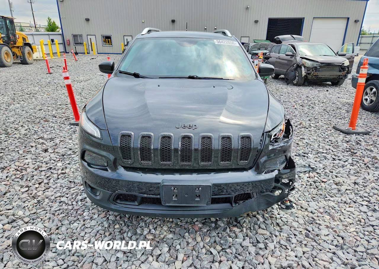 2014 Jeep Cherokee Latitude VIN:1C4PJMCS5EW120977 - 5