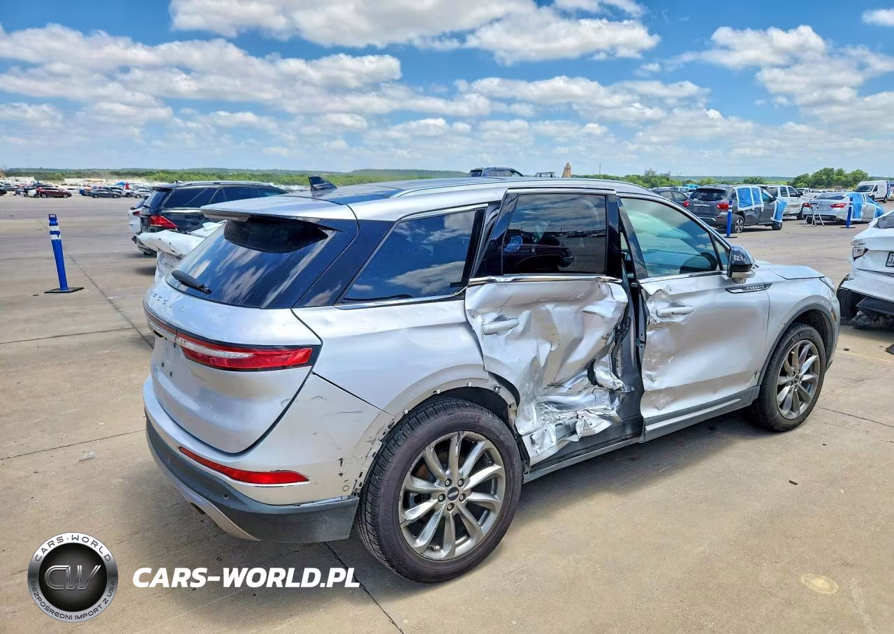 2020 Lincoln Corsair VIN:5LMCJ1C99LUL05481 - 3