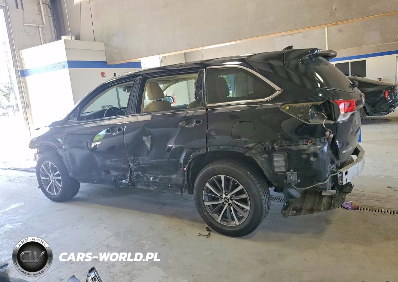 2019 Toyota Highlander Xle VIN:5TDJZRFH9KS571711 - 2